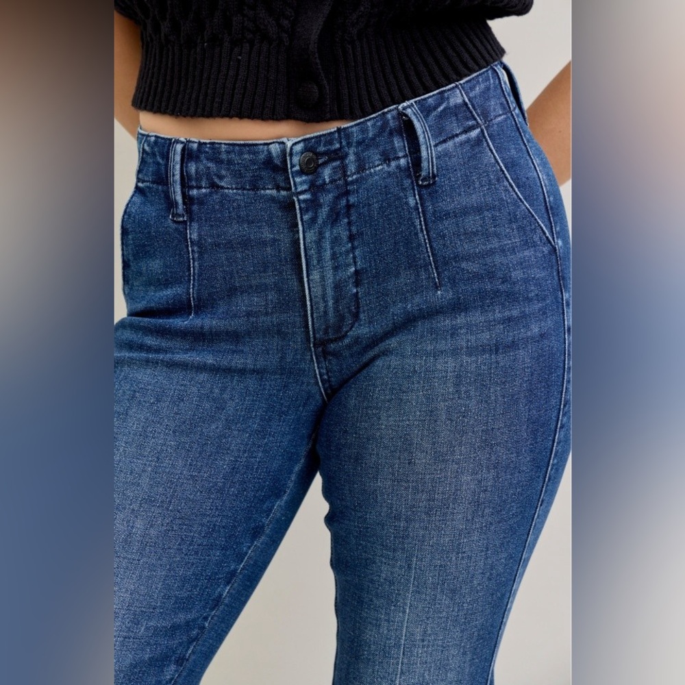 FEW LEFT! Judy Blue Full Size Mid Rise Bootcut Jeans with Welt Pockets Plus Size - Picture 8 of 16